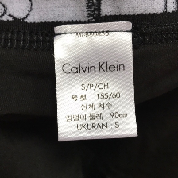 Calvin Klein bra and underwear - Picture 6 of 6